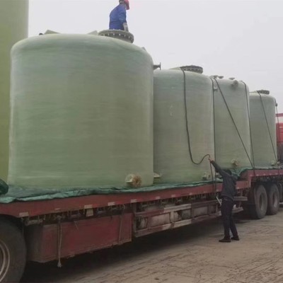玻璃鋼運(yùn)輸儲罐 溫州玻璃鋼食品罐工藝優(yōu)良